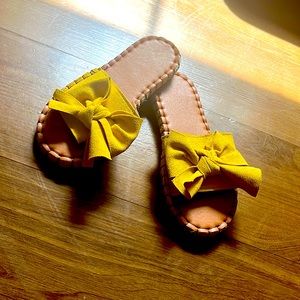 Make your nails look astonishing 😄